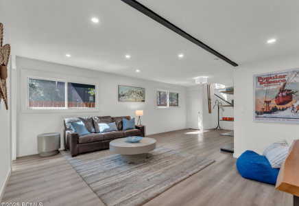 Image for 1313  Park Avenue