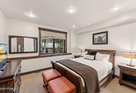 Image for 2510  Queen Esther Drive