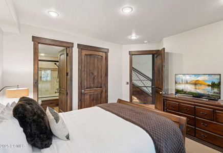 Image for 2510  Queen Esther Drive