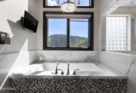 Image for 9985  Summit View Drive