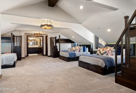 Image for 9985  Summit View Drive
