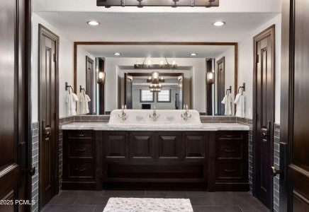 Image for 9985  Summit View Drive