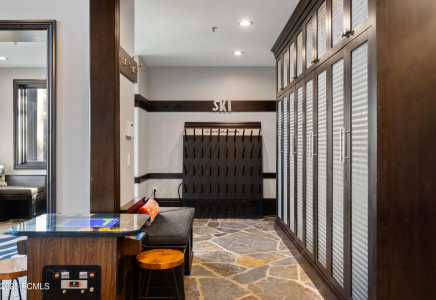 Image for 9985  Summit View Drive