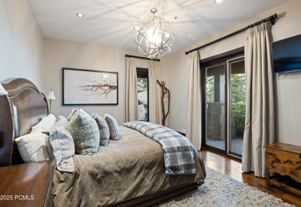 Image for 9985  Summit View Drive