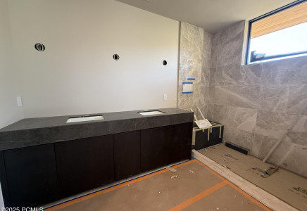Image for 4867  Legacy Way