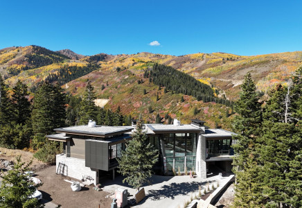 Image for 4867  Legacy Way