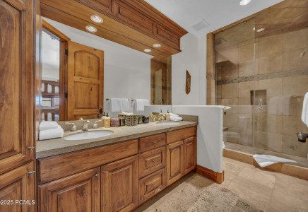 Image for 9968  Summit View Dr