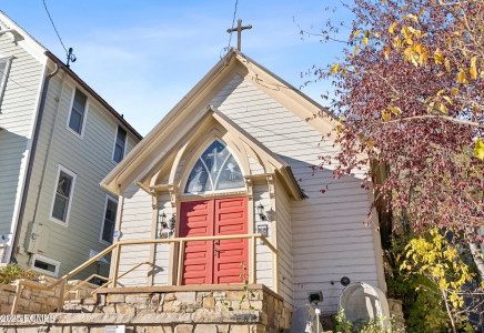 Image for 525  Park Avenue