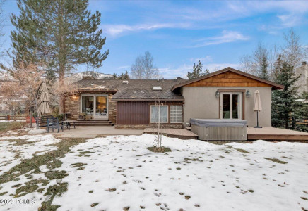 Image for 2350  Lucky John Drive