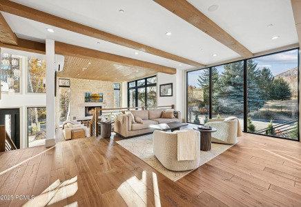 Image for 2083  Three Kings Court