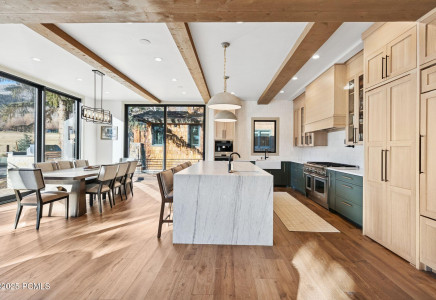 Image for 2083  Three Kings Court