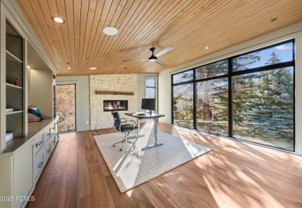 Image for 2083  Three Kings Court