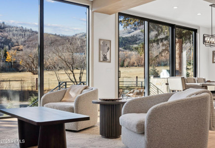 Image for 2083  Three Kings Court