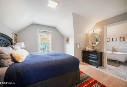 Image for 129  Main Street