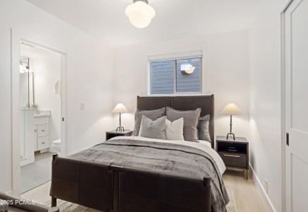 Image for 1109  Park Avenue