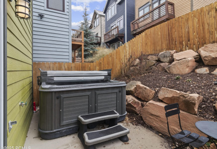 Image for 1199  Empire Avenue