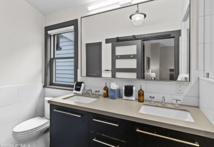 Image for 1199  Empire Avenue