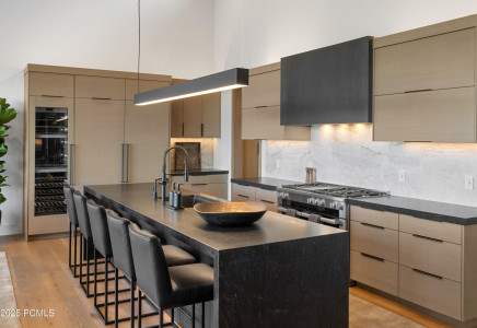 Image for 8939  Moonshadow Court