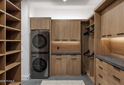 Image for 8939  Moonshadow Court