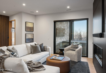 Image for 8939  Moonshadow Court