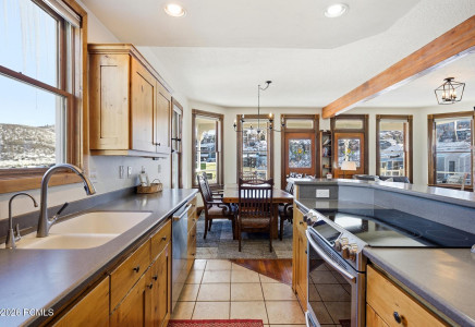 Image for 325  Park Avenue