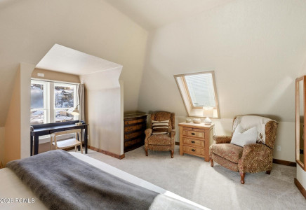 Image for 325  Park Avenue