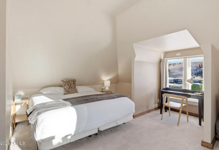 Image for 325  Park Avenue