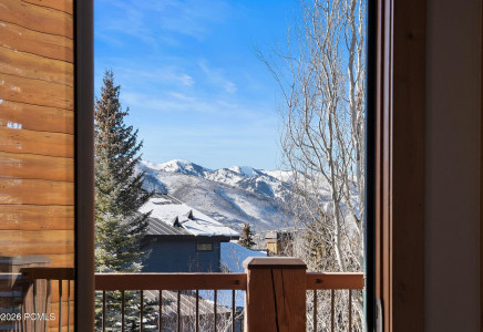 Image for 2490  Silver Cloud Drive