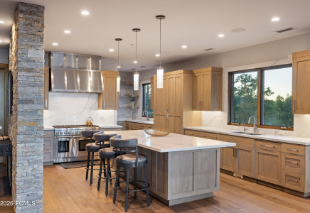 Image for 10738  Summit View Drive