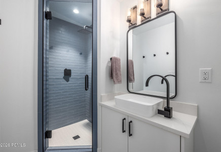 Image for 487  Ontario Avenue