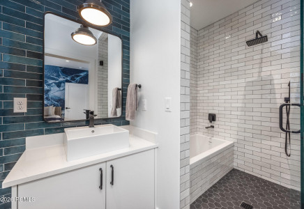 Image for 487  Ontario Avenue