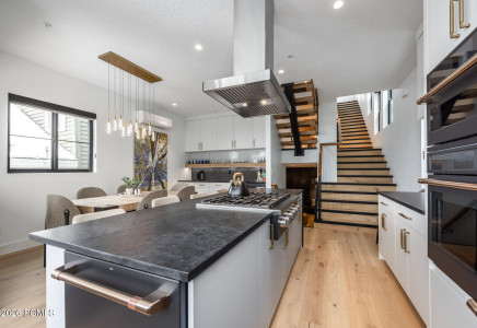 Image for 487  Ontario Avenue