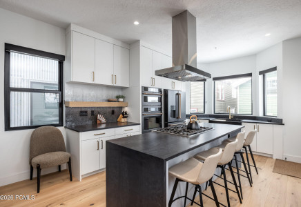 Image for 487  Ontario Avenue