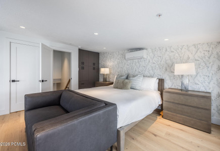 Image for 487  Ontario Avenue