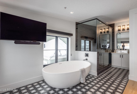 Image for 487  Ontario Avenue