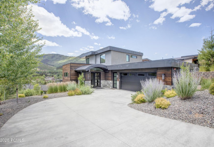 Image for 935  Saddle View Way