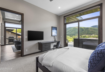 Image for 935  Saddle View Way