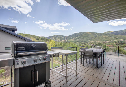 Image for 935  Saddle View Way