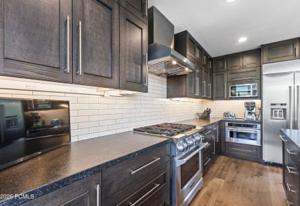 Image for 935  Saddle View Way