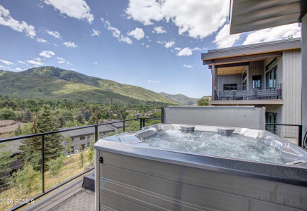 Image for 935  Saddle View Way