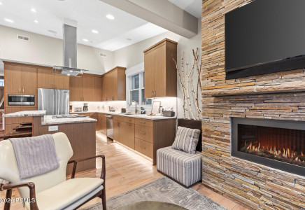 Image for 908  Woodside Avenue