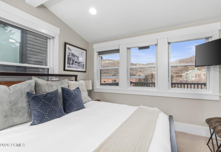 Image for 908  Woodside Avenue