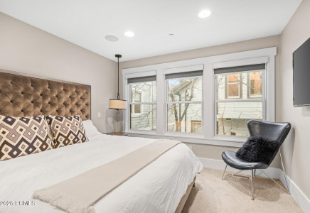 Image for 908  Woodside Avenue