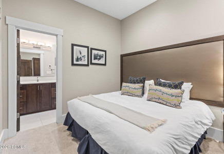 Image for 908  Woodside Avenue