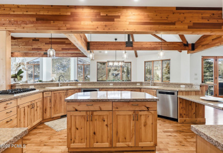 Image for 3230  Thistle Street