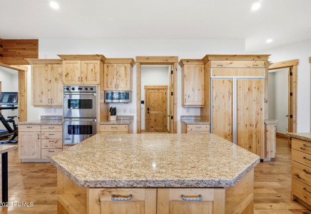 Image for 3230  Thistle Street