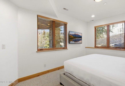 Image for 3230  Thistle Street