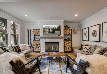 Image for 610  Park Avenue