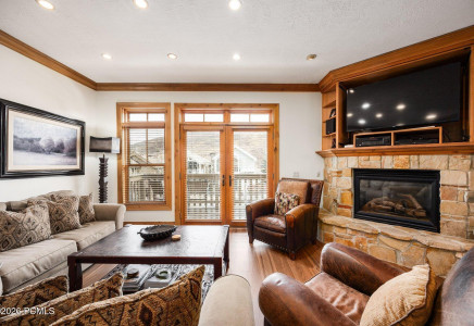 Image for 1203  Empire Avenue