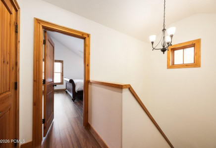 Image for 1203  Empire Avenue